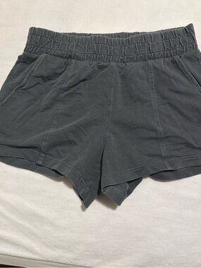 Women's Elastic Waist Knit Shorts - Charcoal